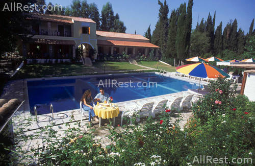 Corfu Club 33